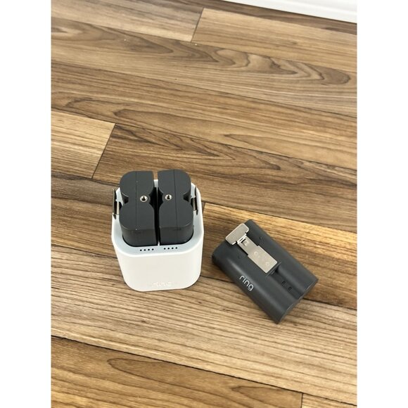 RING Charging Station only for Quick Release Battery Pack 5AT3S6 W/ 3 BATTERIES - Picture 2 of 12